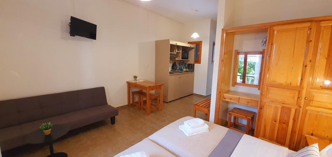 Nicoll Apartments Acharavi  Bagian luar foto